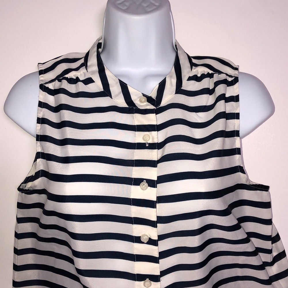 J.Crew Top - Picture 2 of 9